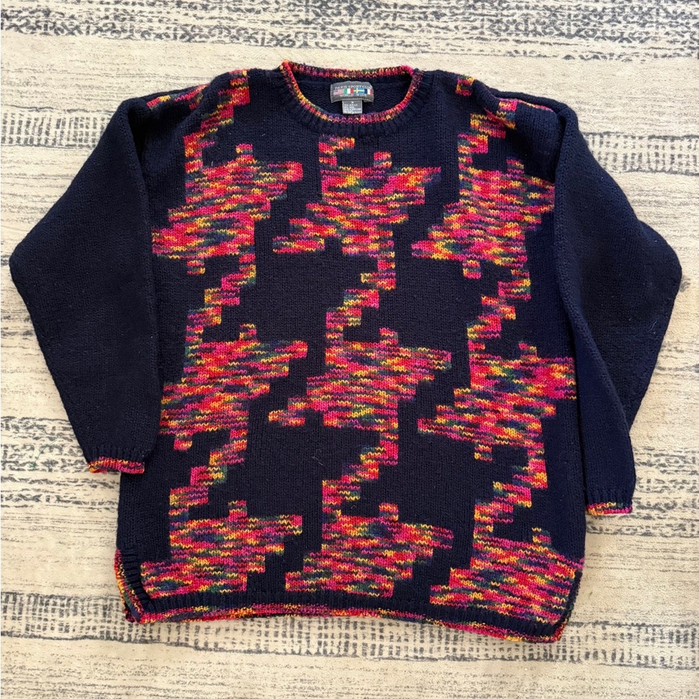 Vintage 1980s men's sweater. Paris Sport Club Size M
